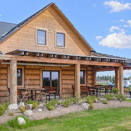 Ferienhaus Haustierfreundliches Haus In Mit Sauna Jezierzany